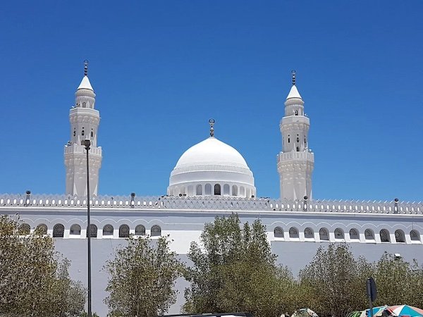 مسجد القبلتين